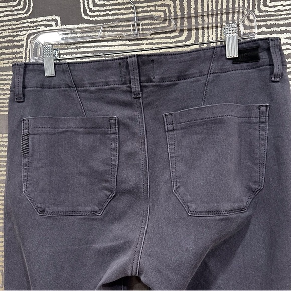 PAIGE Mayslie Cropped Jogger Pants - Picture 8 of 12